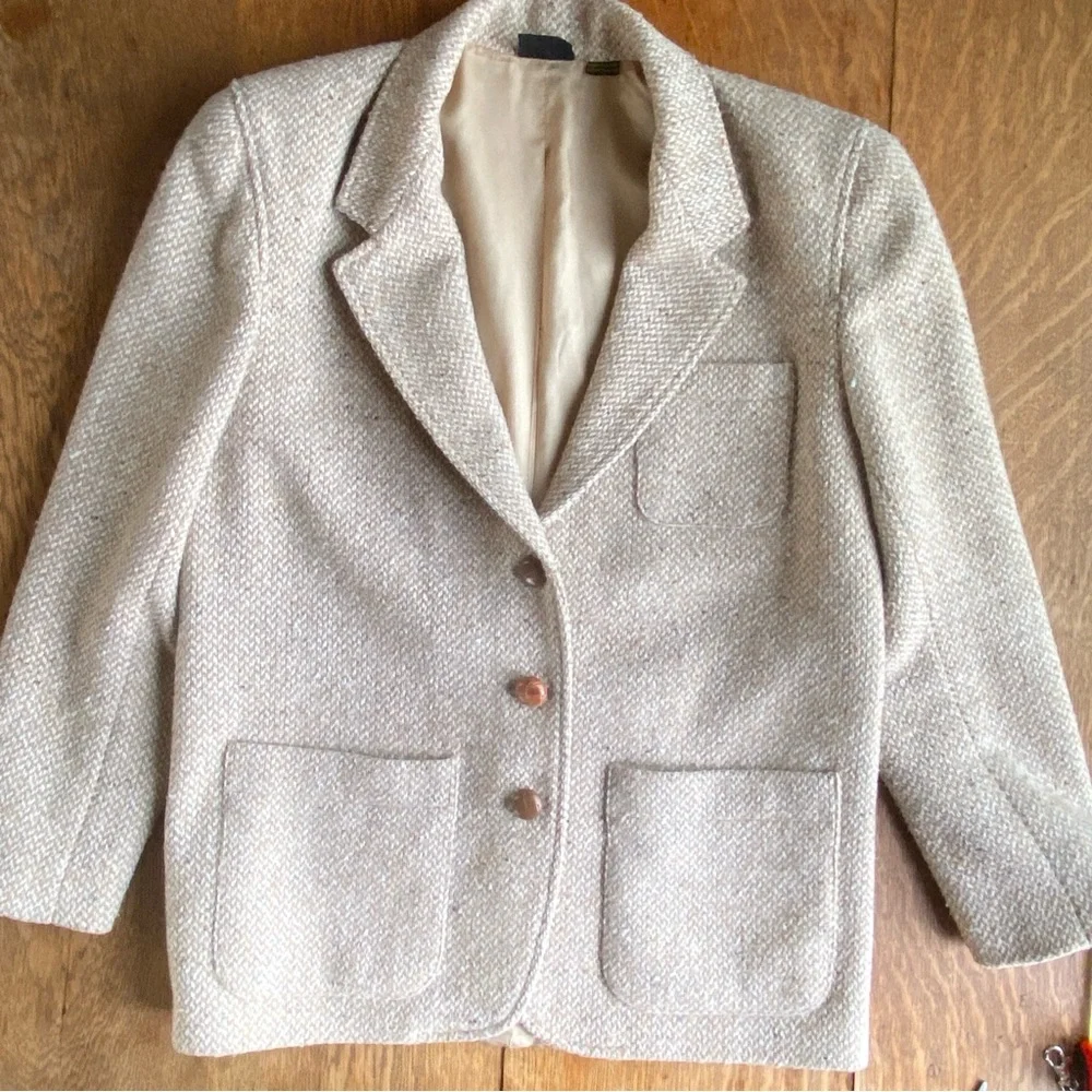 Liz Claiborne Textured Tan Wool Blend Blazer - Picture 10 of 16